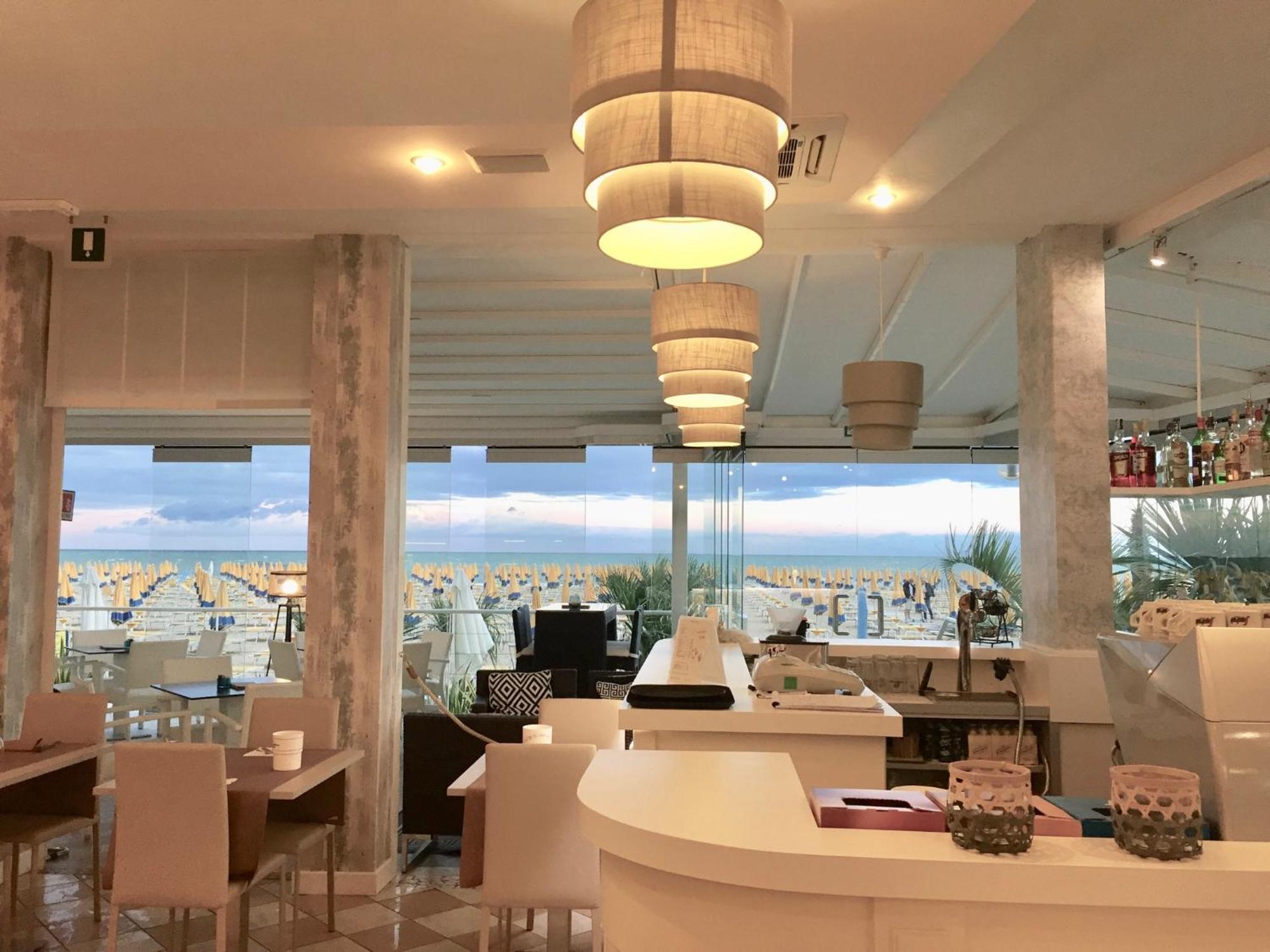 Jesolo Design Apartments - New 2025 - Central Near The Beach ภายนอก รูปภาพ