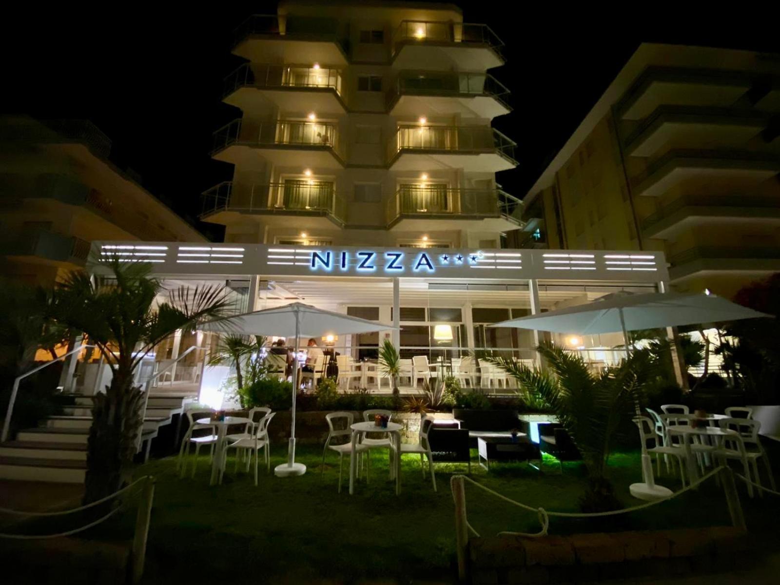Jesolo Design Apartments - New 2025 - Central Near The Beach ภายนอก รูปภาพ
